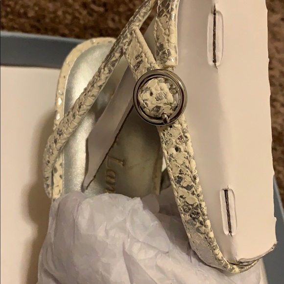 Essex Lane Heels - Picture 4 of 6